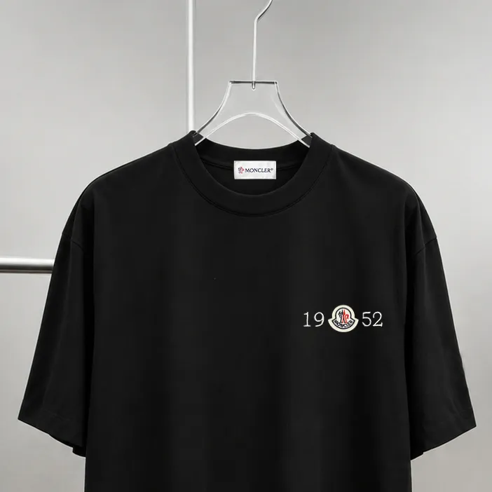 moncle～ logo 《 》7a tee ， Same Style ， : Black White Coffee Brown Size：S（90-130 ） M（125-150 ） L（135-165 ） XL（160-190 ） XXL（185-220 ）